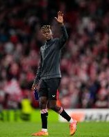 被耍了每体：巴萨对尼科续约怒火中烧，认为被当成抬价工具