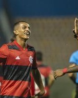 迪马：罗马有意弗拉门戈边卫韦斯利，计划埃弗顿签球员外租至罗马