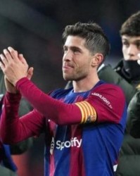 伟德平台-被诅咒的巴萨被不常出场的队长拯救